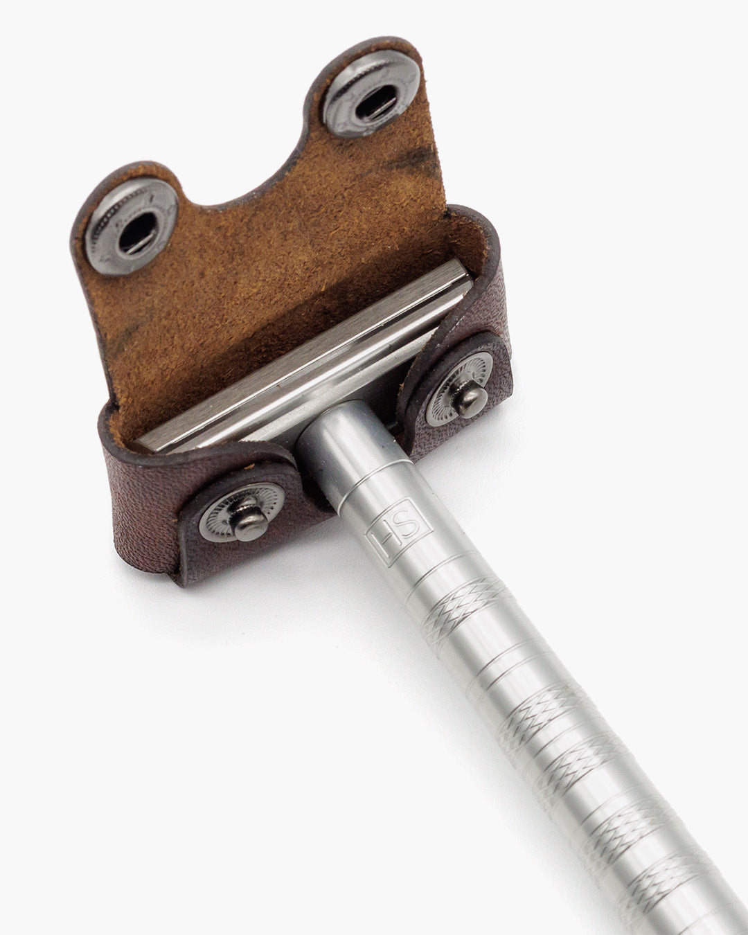henson-shaving-leder-kopfschutz-rasierhobel-cover-braun image 1