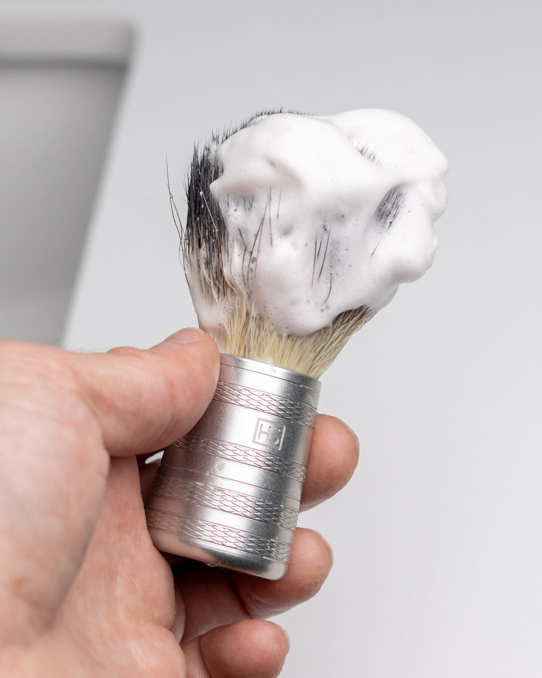 henson-shaving-the-shave-brush-aluminium-rasierpinsel-synthetisch image 3